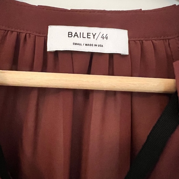 Button down blouse - Picture 3 of 3